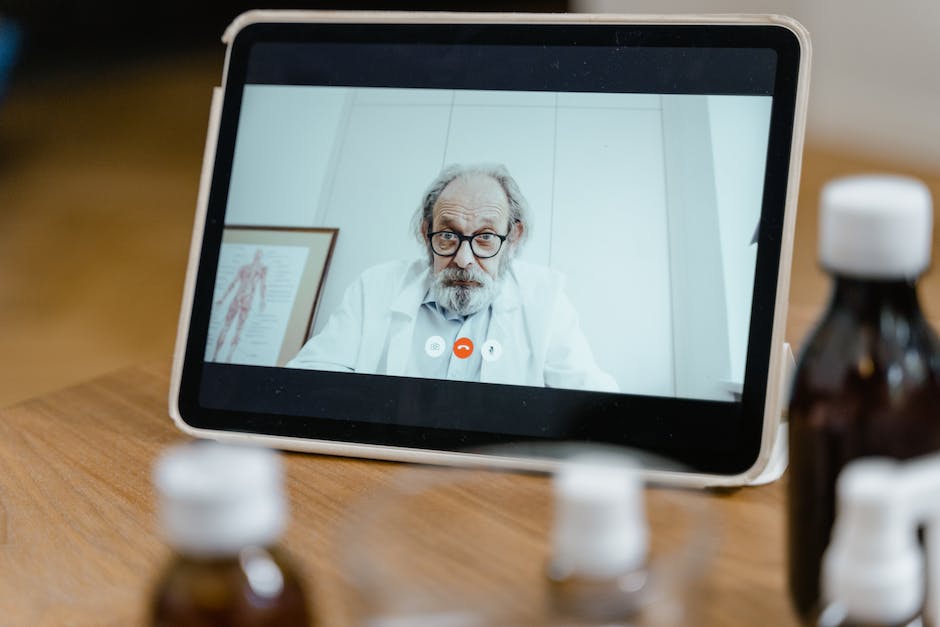 Wie lange darf ein Arzt Sie telefonisch krankschreiben? Ein Expertenratgeber für Ihre Rechte