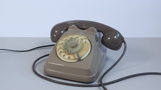 Schöne Retro Telefon Schnurlos Mit Wählscheibe Bild